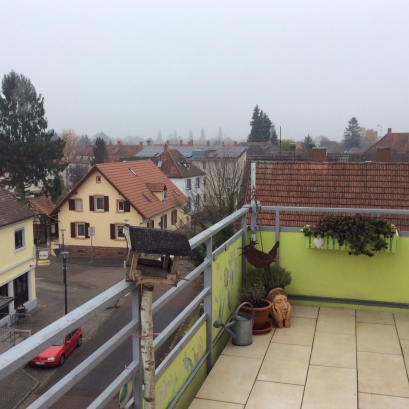 Schnuckelige 2,5 Zimmer DG - Wohnung mit großem Balkon in Kehl