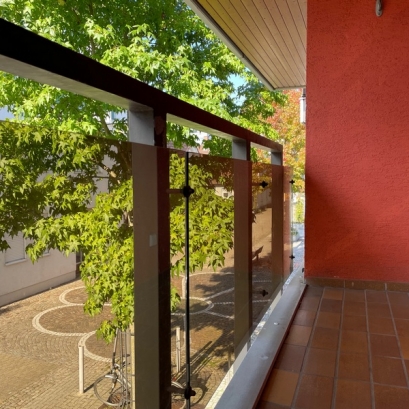 T2 avec balcon et parking proche place du marché Kehl 