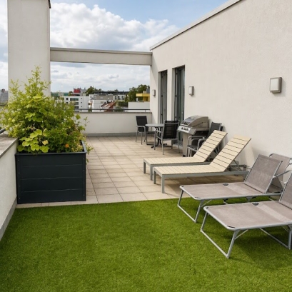 Lichtdurchflutete, möblierte 4 Zimmer Penthouse Wohnung in Kehl Stadtmitte