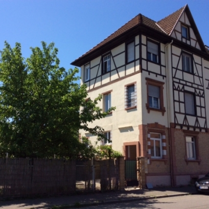 Mehrfamilienhaus in zentraler Lage 