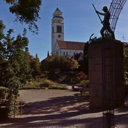Große 3 Zimmer – Altbauwohnung - Wohnung mit 2 Balkone, Nähe Rosengarten in Kehl 