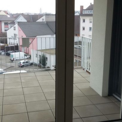 F2 avec balcon,Kehl centre, proche gare et tram F2 avec balcon,Kehl centre, proche gare et tram